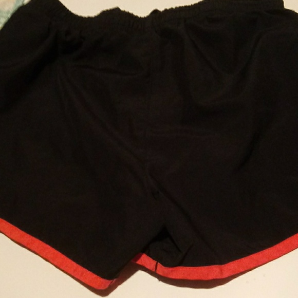 Nike shorts - Picture 4 of 4